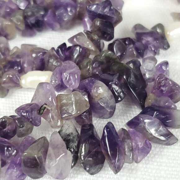 Beautiful Purple Amethyst Chip & White Pearl Continuous Strand Necklace - Picture 3 of 6